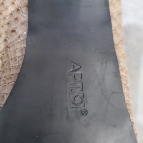 Apt 9  Reptile Stiletto Heels in Lipstick Taupe Size 9M - Picture 10 of 14